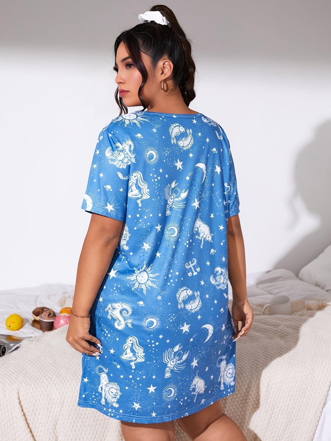  Constellation Print Short Sleeve Round Neck Sleep Dress
