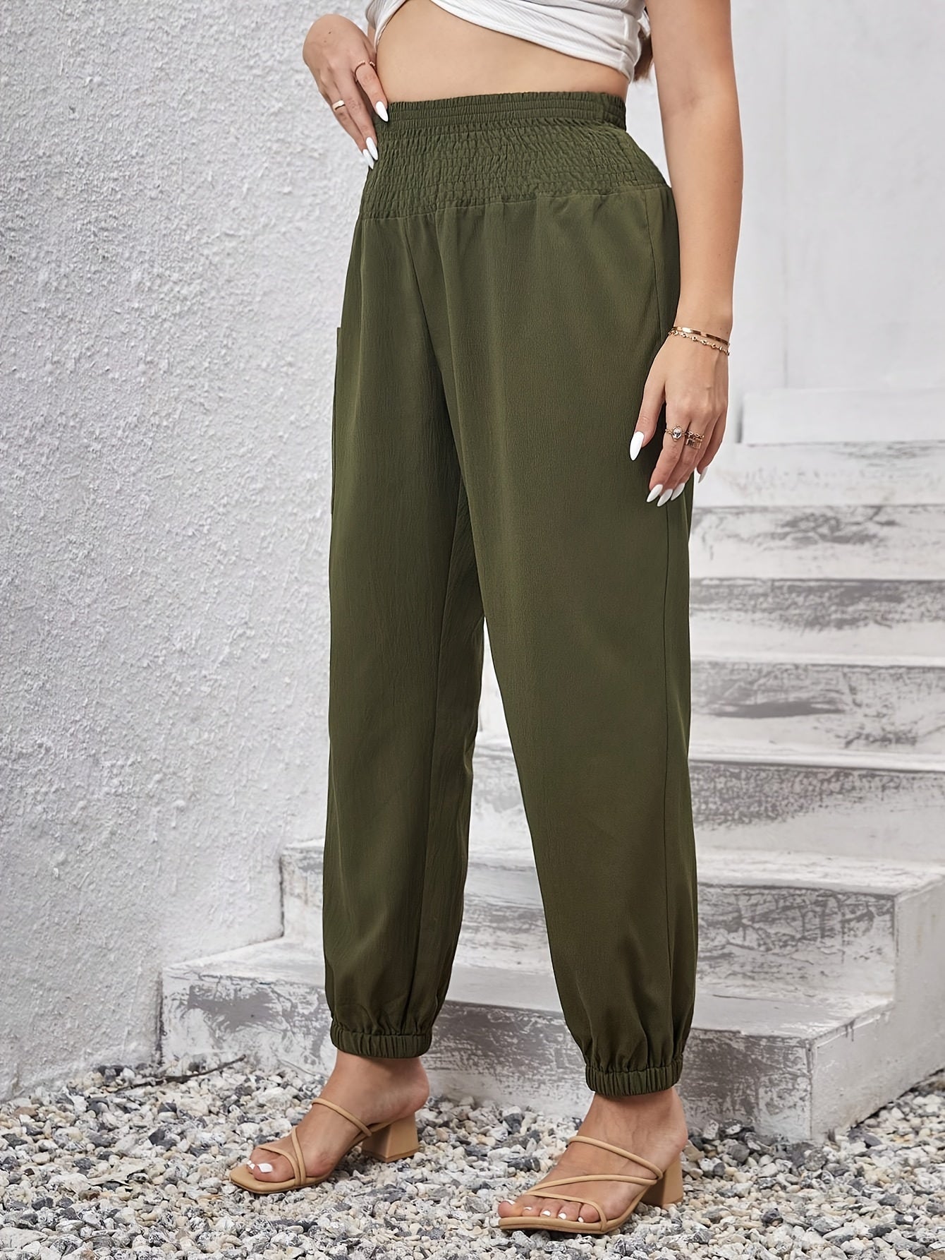  Solid Shirred Waist Jogger Trousers With Pockets