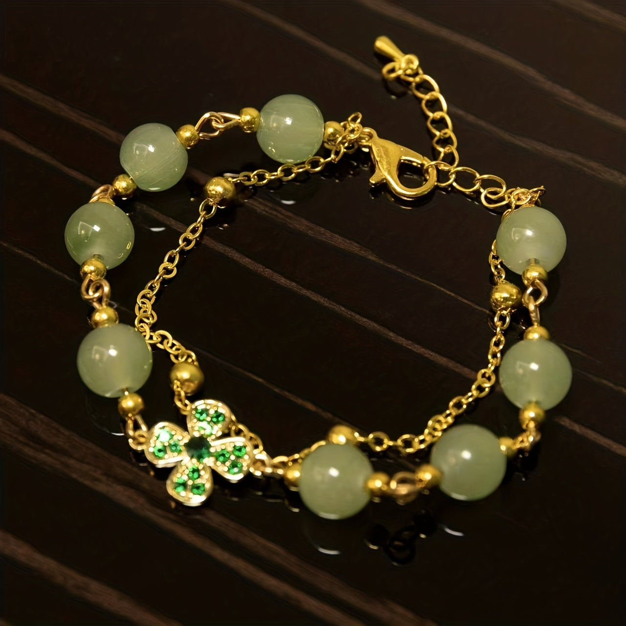 Green Bead Four Leaf Clover Bracelet - Great Gift for her on Mother's Day