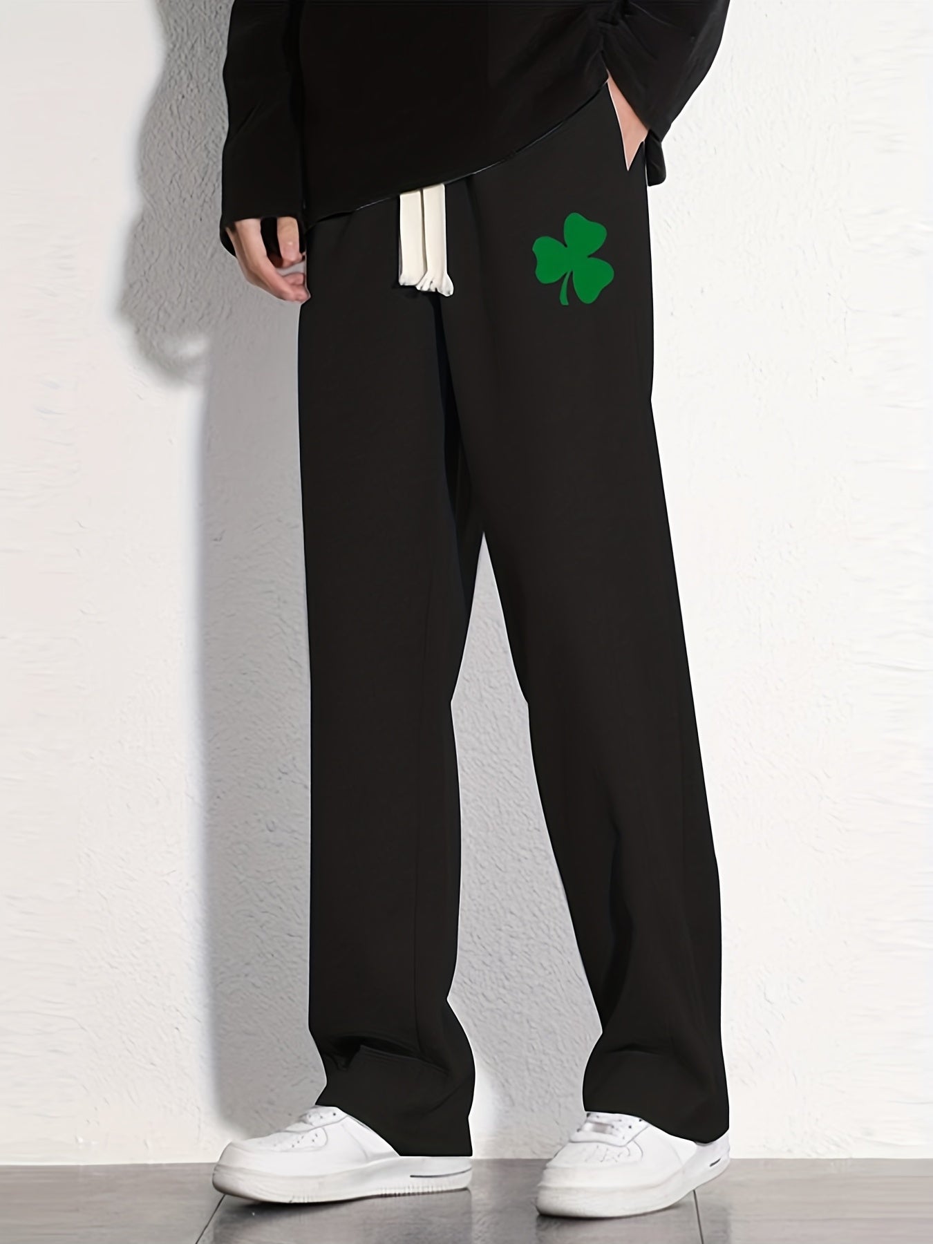 Clover Graphic Print Men's Sweatpants with Drawstring Jogger Pants