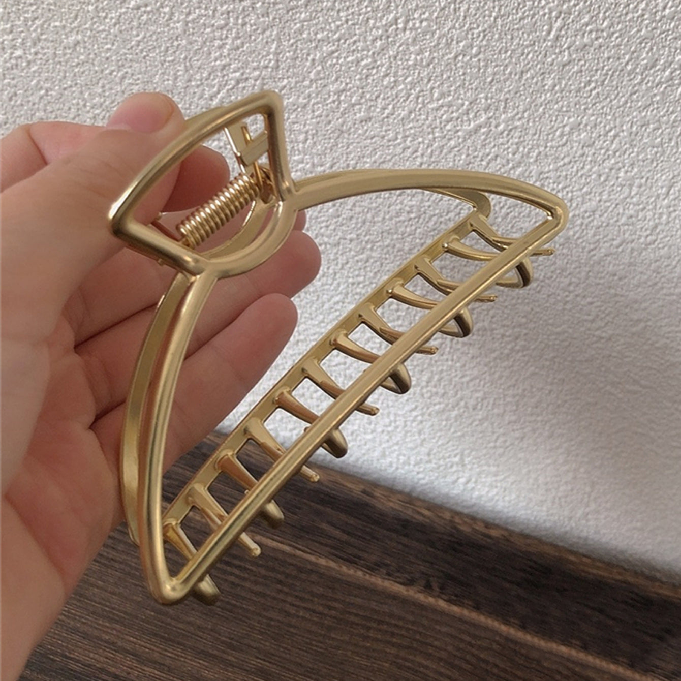 Hollow Hair Claw Half Bun Hairpins For Thick Hair