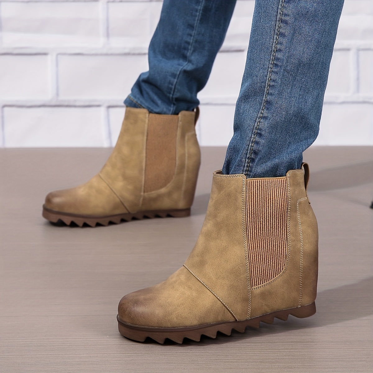 Women's Retro Chelsea Ankle Boots Slip On Short Boots