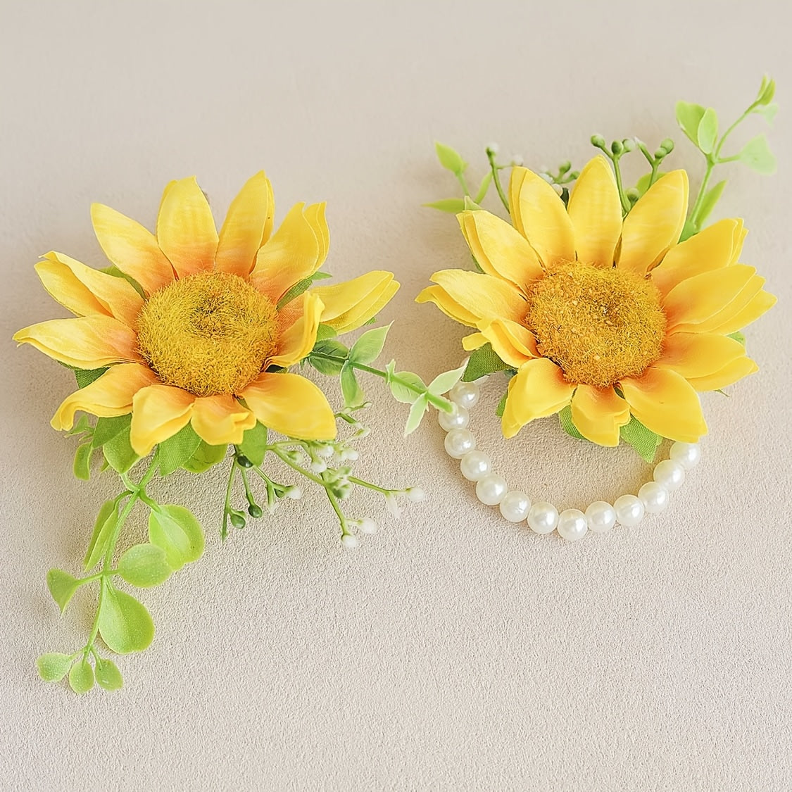 2pcs Sunflower Wrist Corsages Men's Boutonnieres Wedding Dance Party