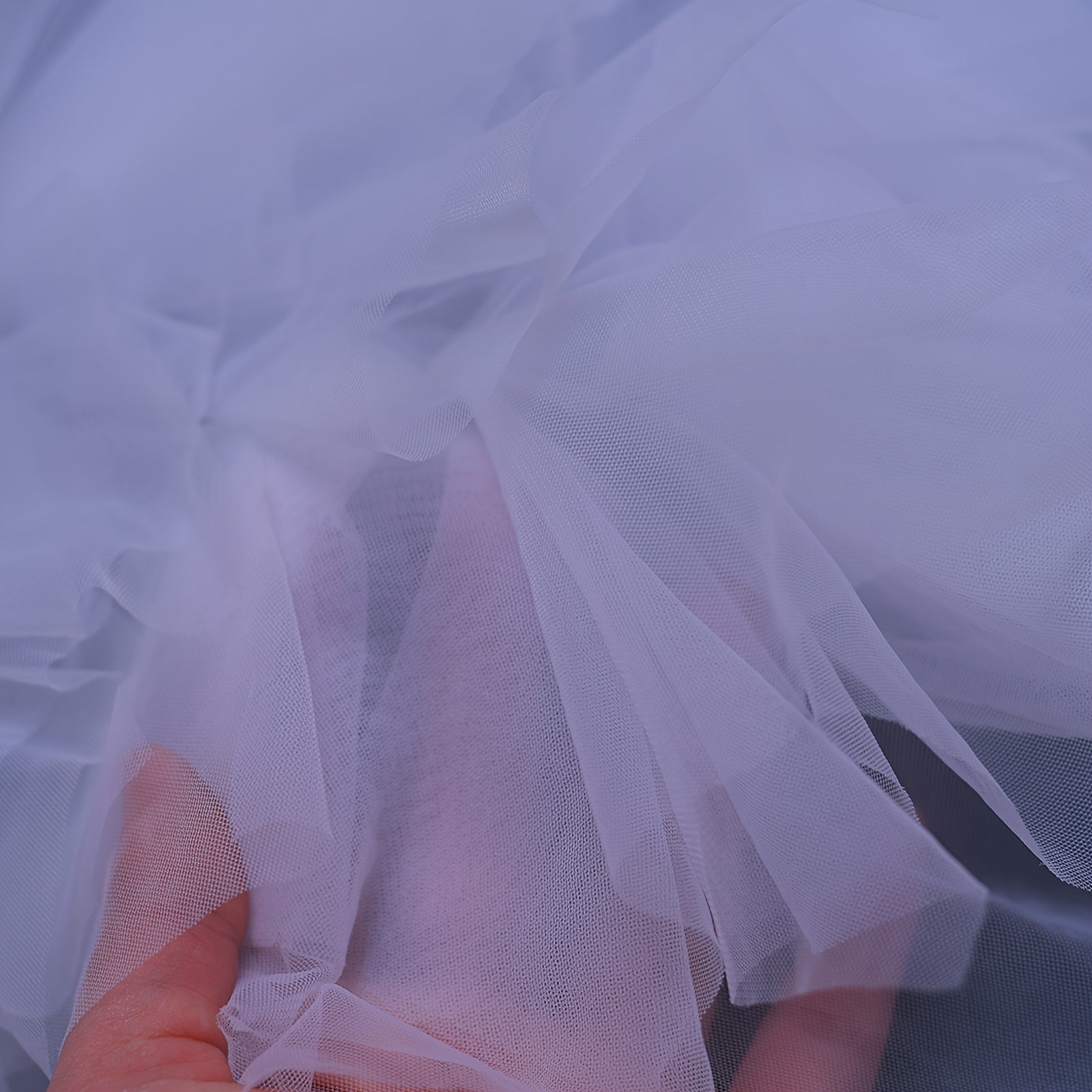 Romantic Bridal Veil with Comb and Long Train Wedding Accessory