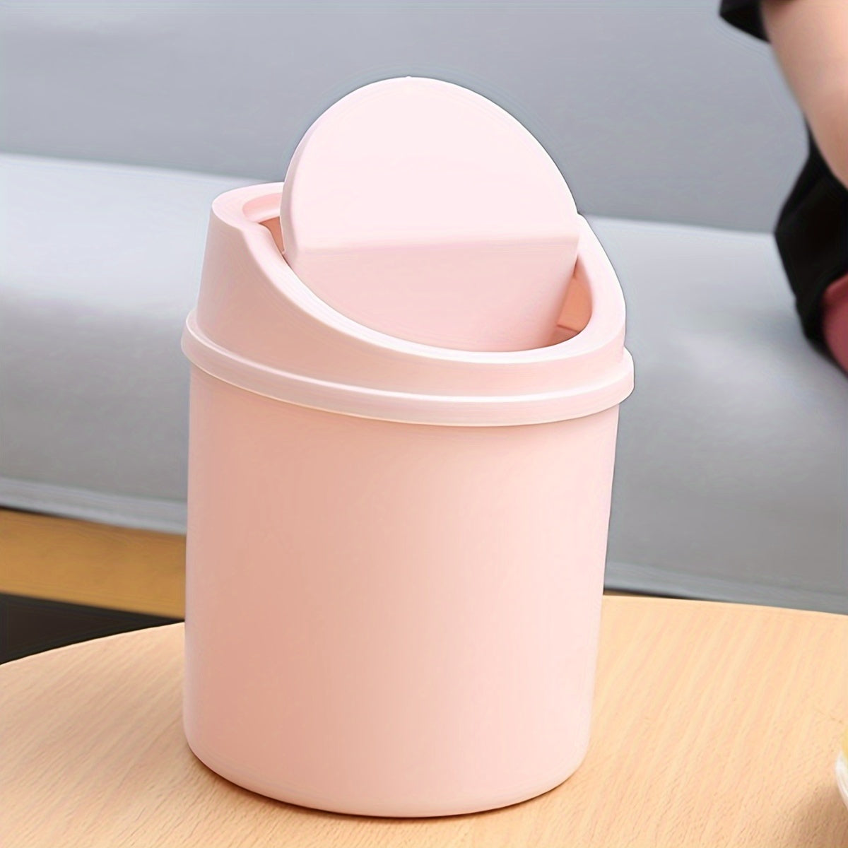 1pc Mini Trash Can with Lid for Living Room Table