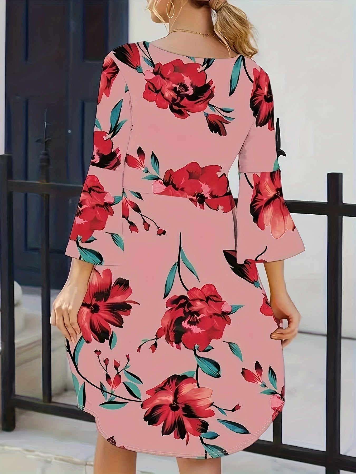  Paisley Print Bell Sleeve Round Neck Dress