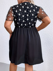  Floral Print Mesh Sleeve Mini Dress