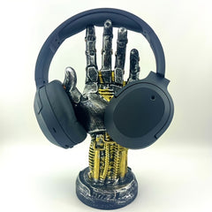Cyberpunk Mechanical Arm Resin Statue - Ideal Gift for Gamers