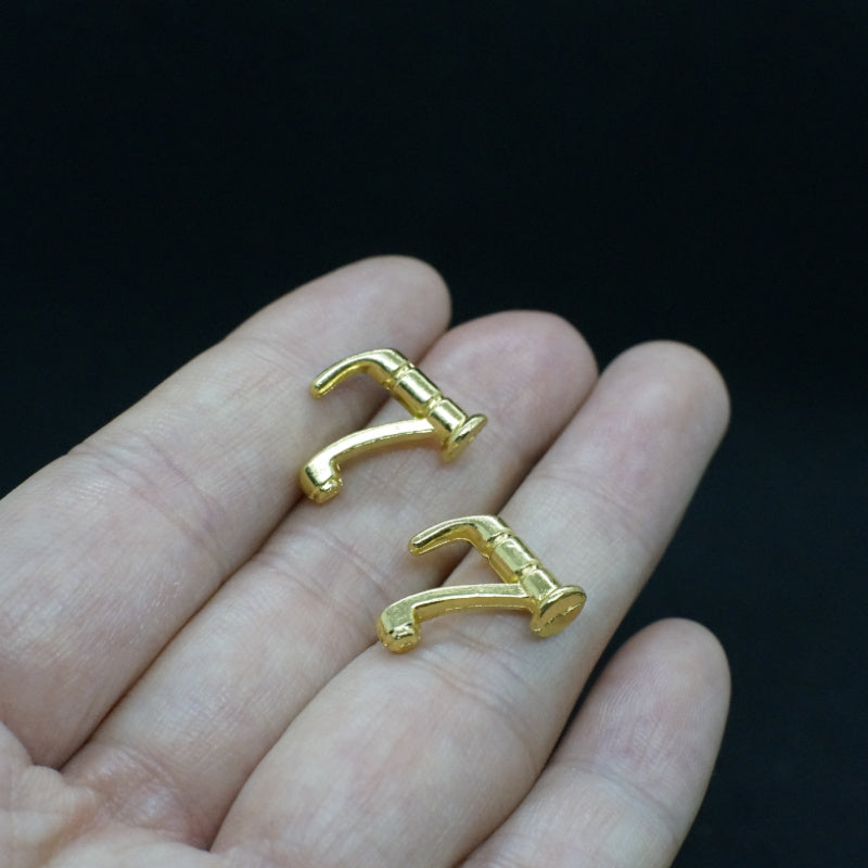 2pcs Mini Faucet Set Dollhouse Accessory Alloy Material Kitchen Bathroom Scene