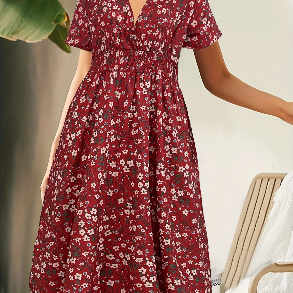  Ditsy Print Short Sleeve Surplice Neck Midi Dress