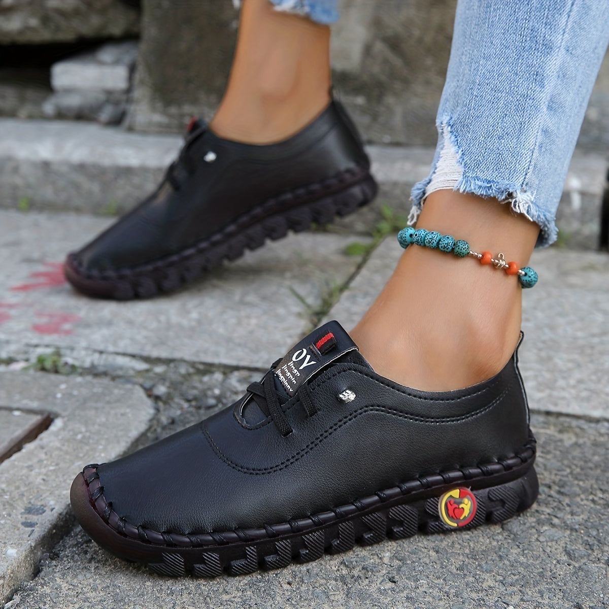 Women's Lace-Up Flat Shoes Lightweight Soft Sole Faux Leather Shoes