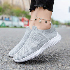 Men's Lightweight Slip On Casual Shoes For Traveling Jogging