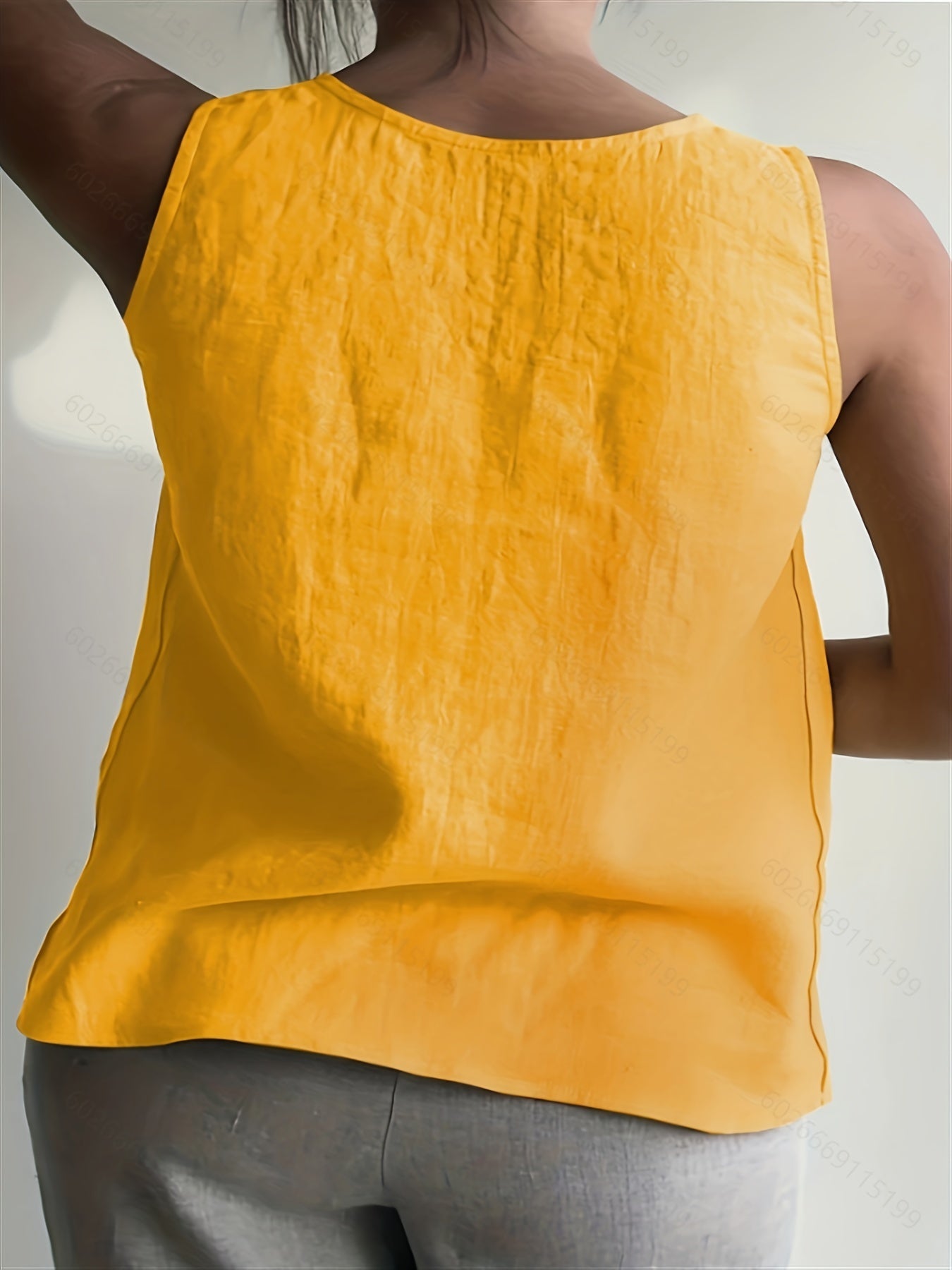  Solid Round Neck Tank Top