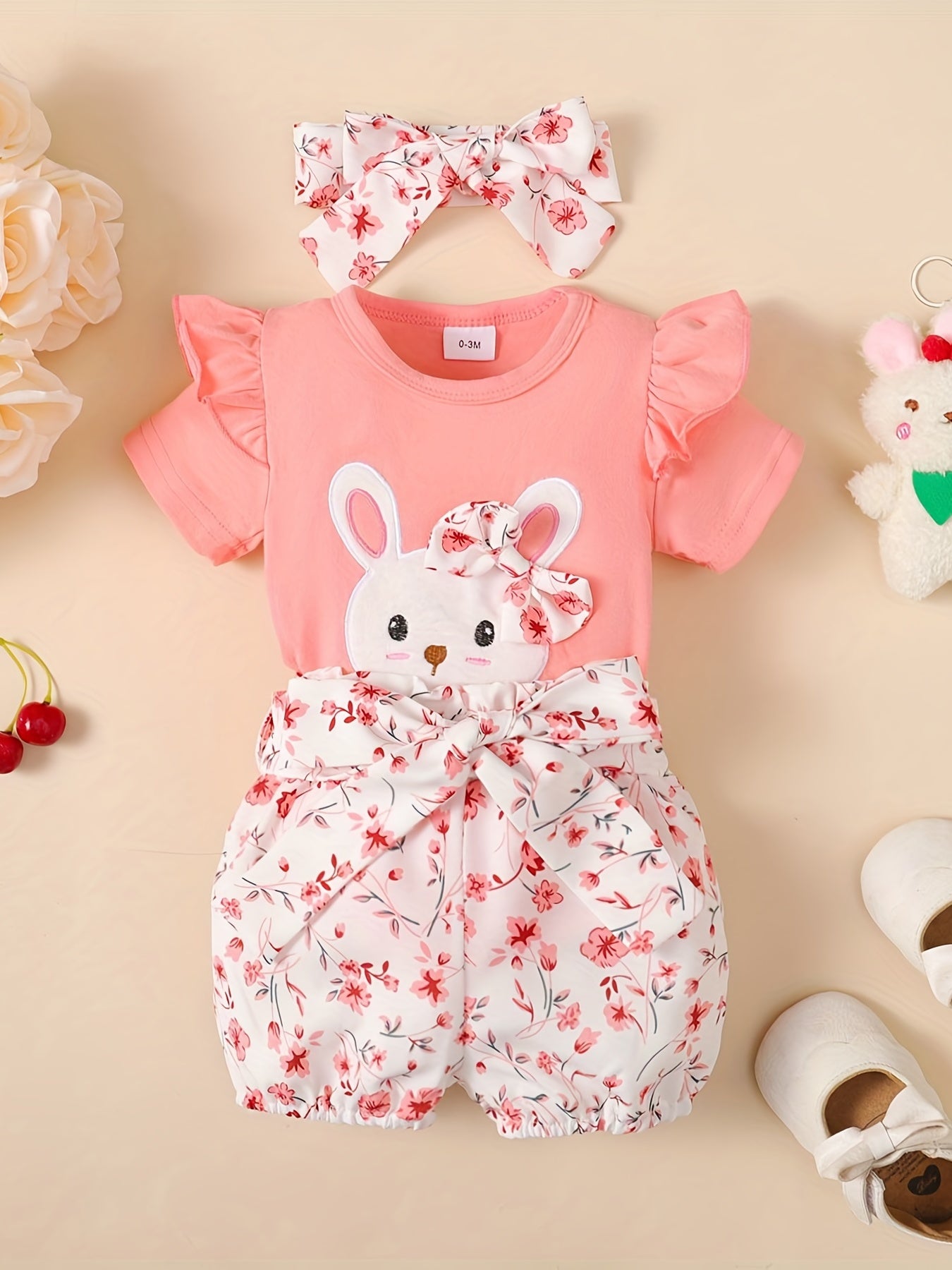 3pcs Baby Girls Rabbit Print Onesie & Floral Shorts Set
