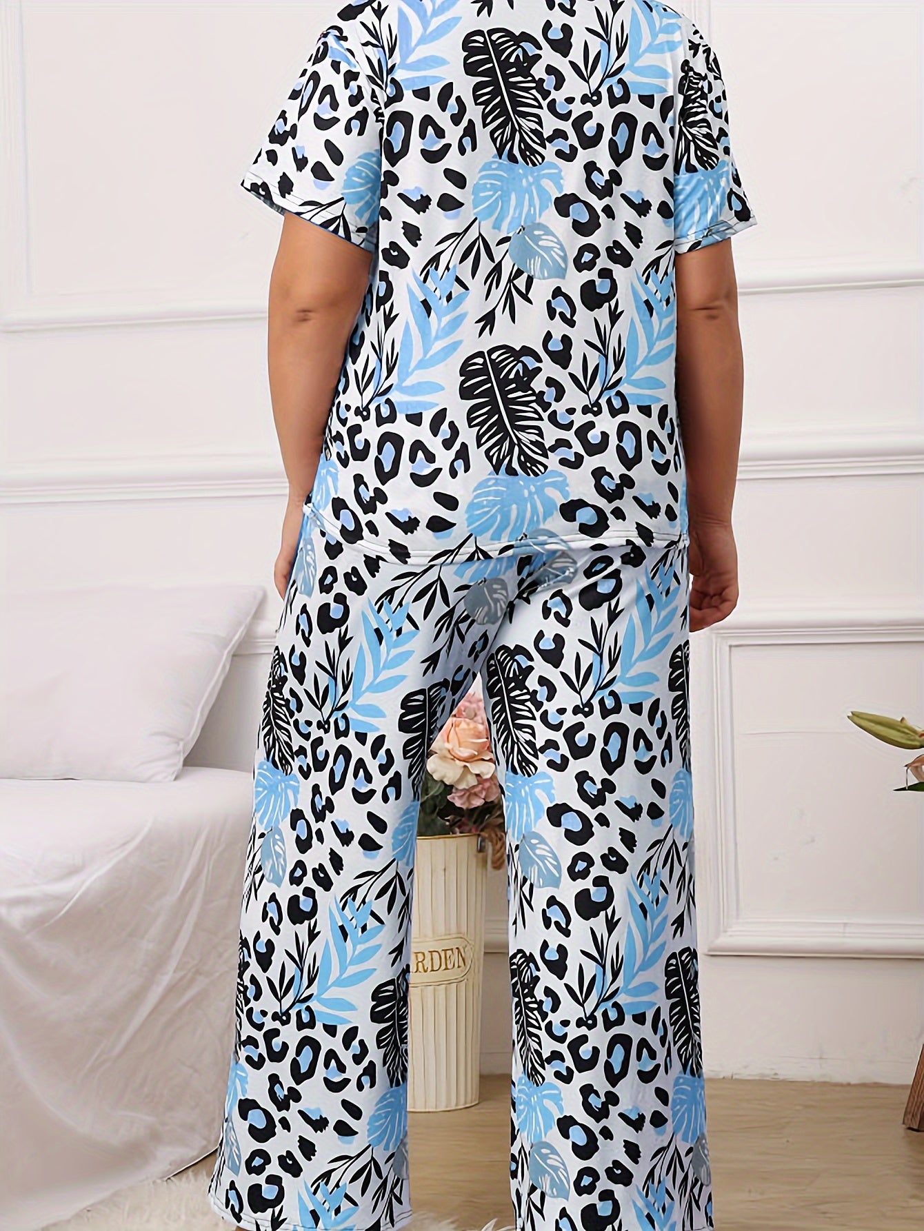  Leopard & Tropical Print Pajama Set Short Sleeve T shirt & Pants