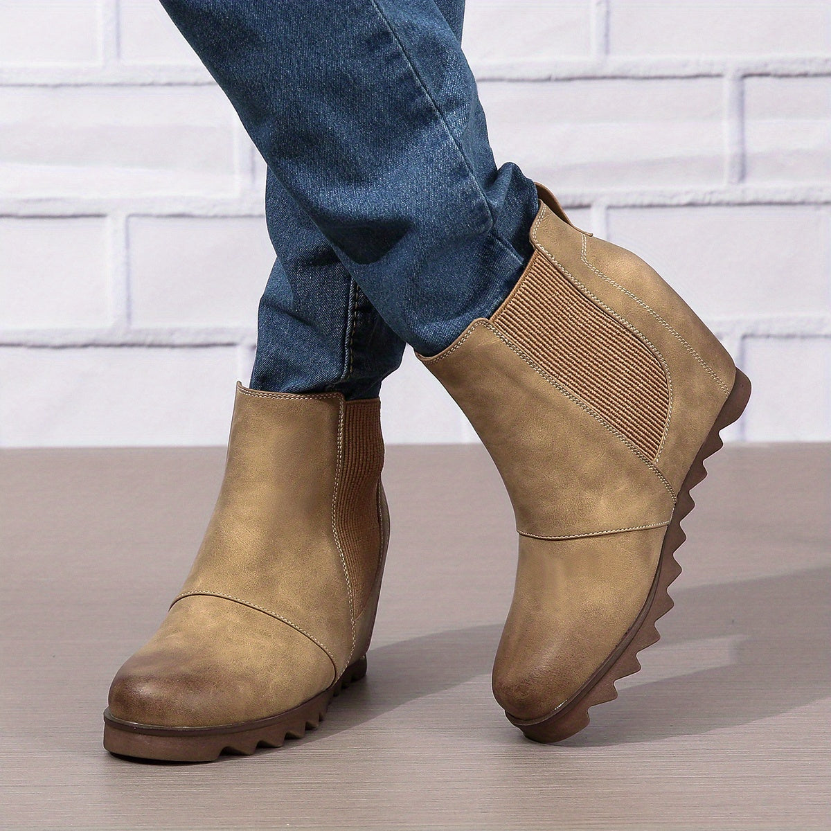 Women's Retro Chelsea Ankle Boots Slip On Short Boots