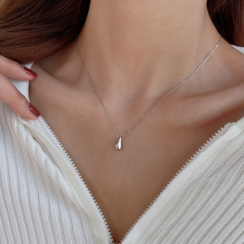 Water Droplet Necklace Female Niche Sense Clavicle Chain Wedding Accessories