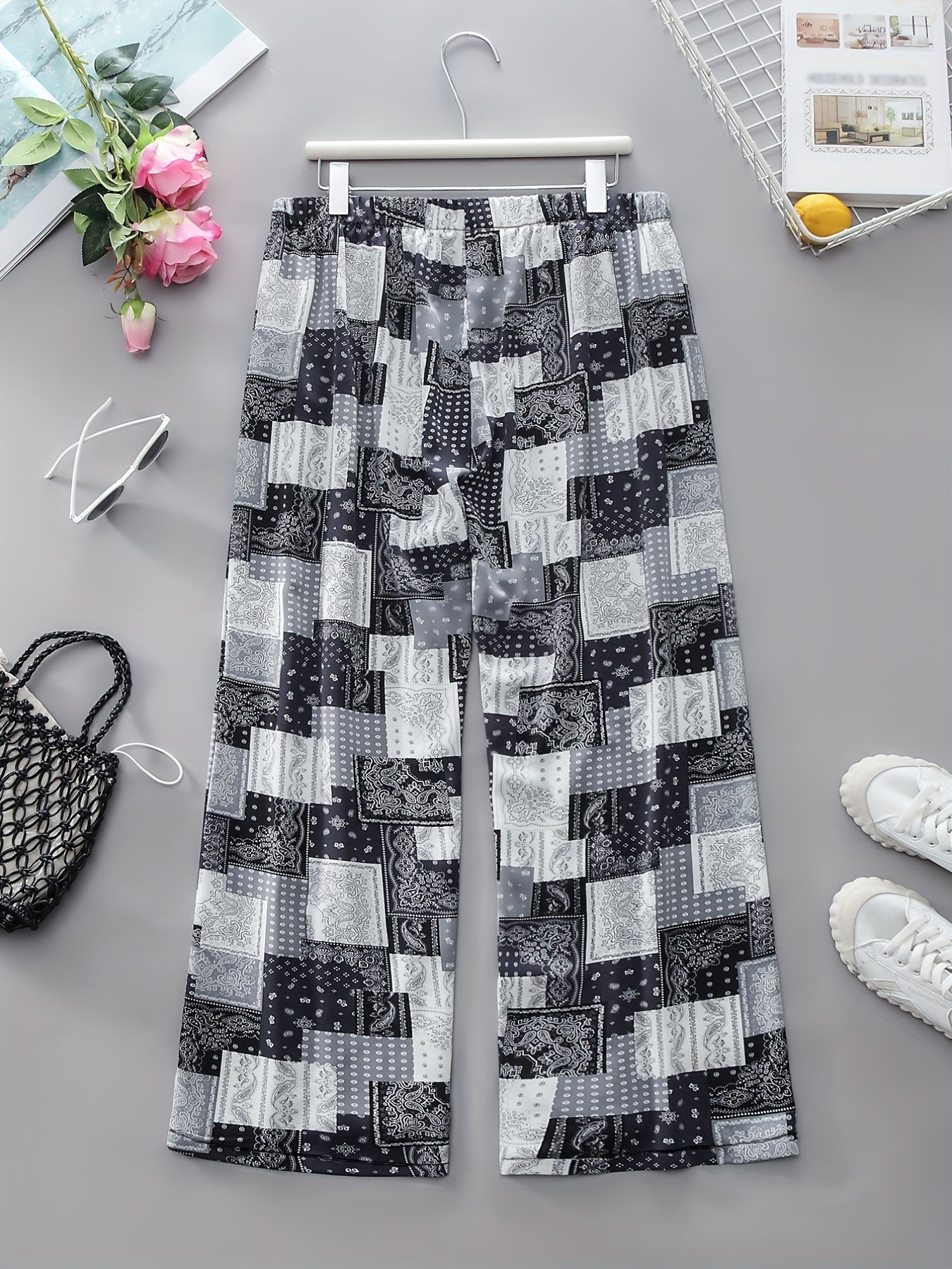 Women's Plus Paisley Print Wide Leg Pants