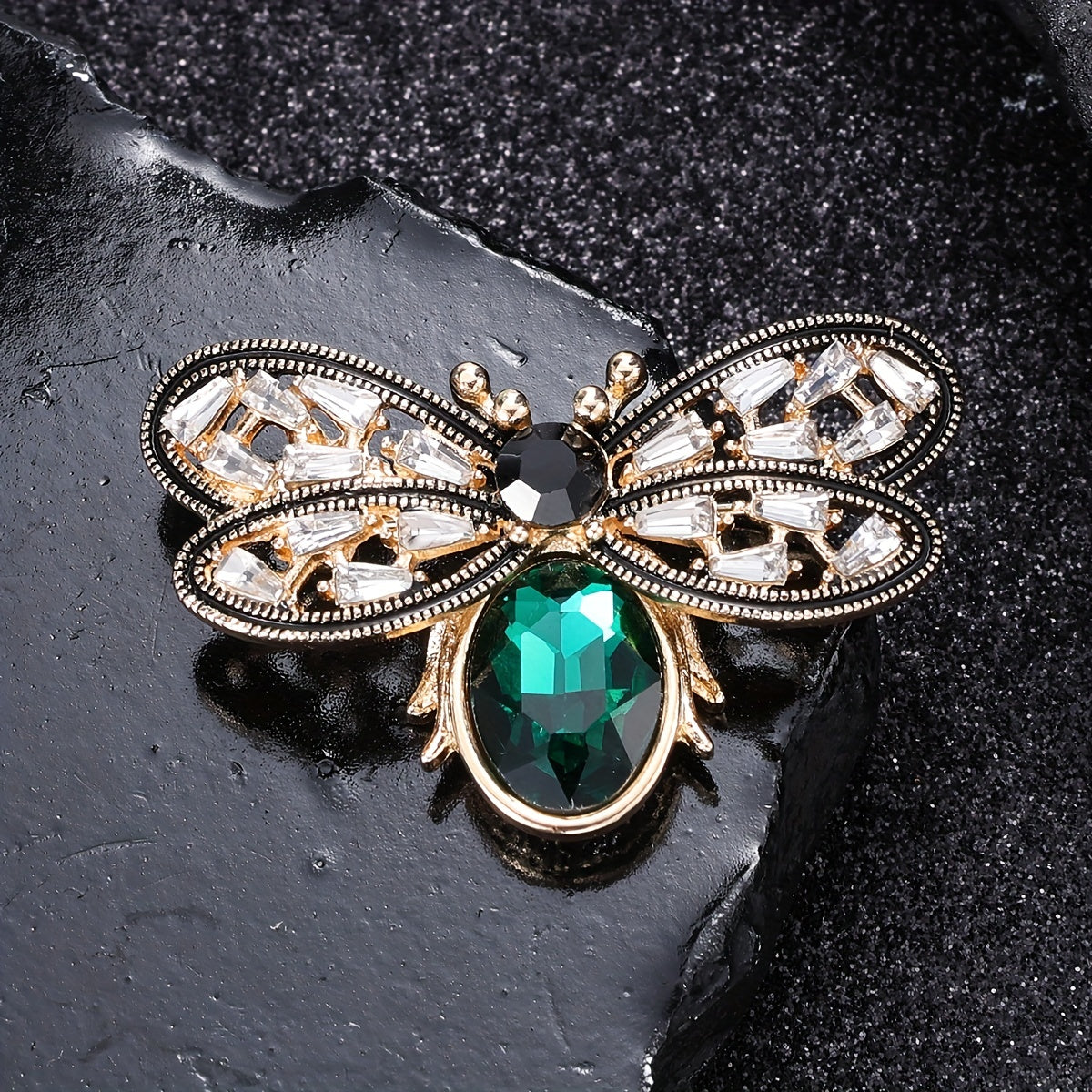 Emerald Rhinestone Bee Brooch Halloween Gift For Men