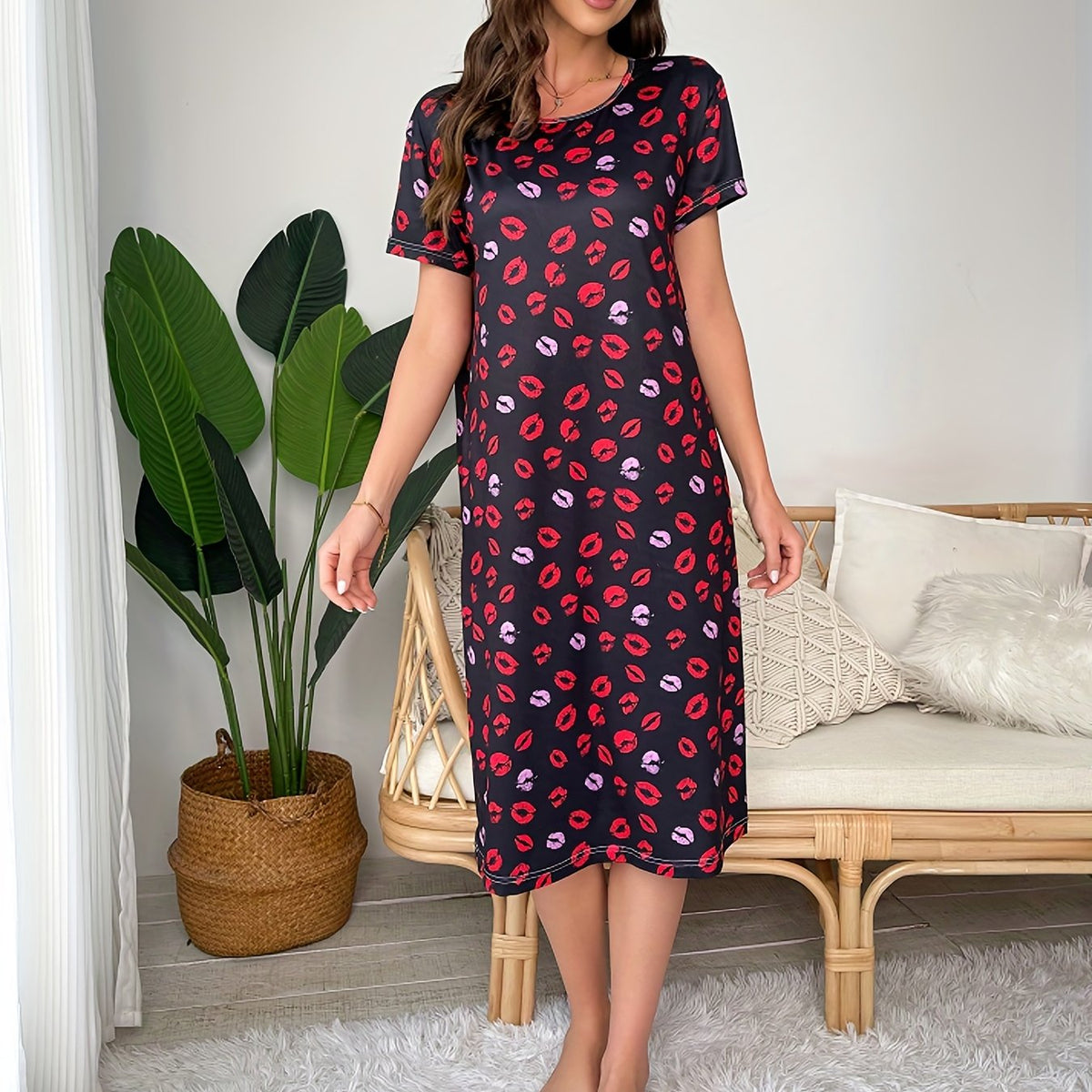 Lip Print Crew Neck Nightdress Short Sleeve Sleep Dress Women's Sleepwear