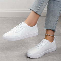 Women's Lace Up Sneakers Low Top Flat Skate Shoes Non Slip Student Shoes