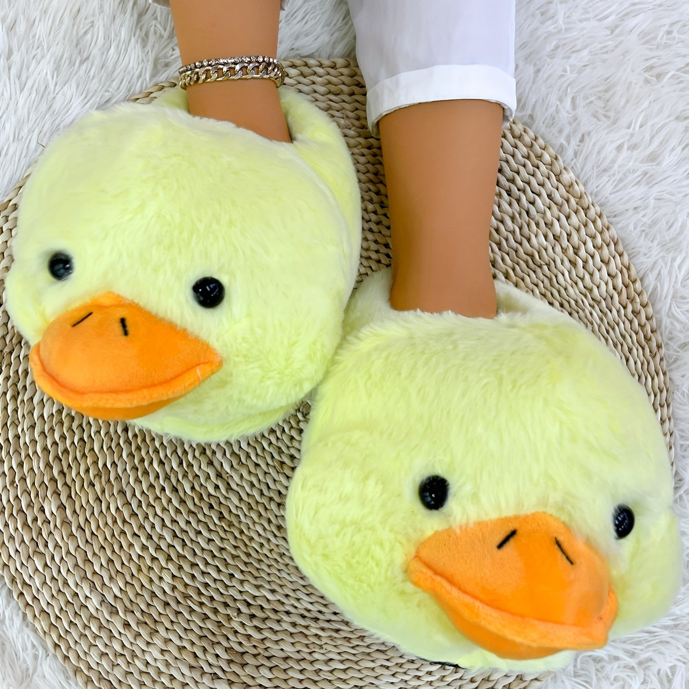 Women's Cartoon Novelty Slippers Round Toe Comfy Fluffy Indoor Cozy Shoes