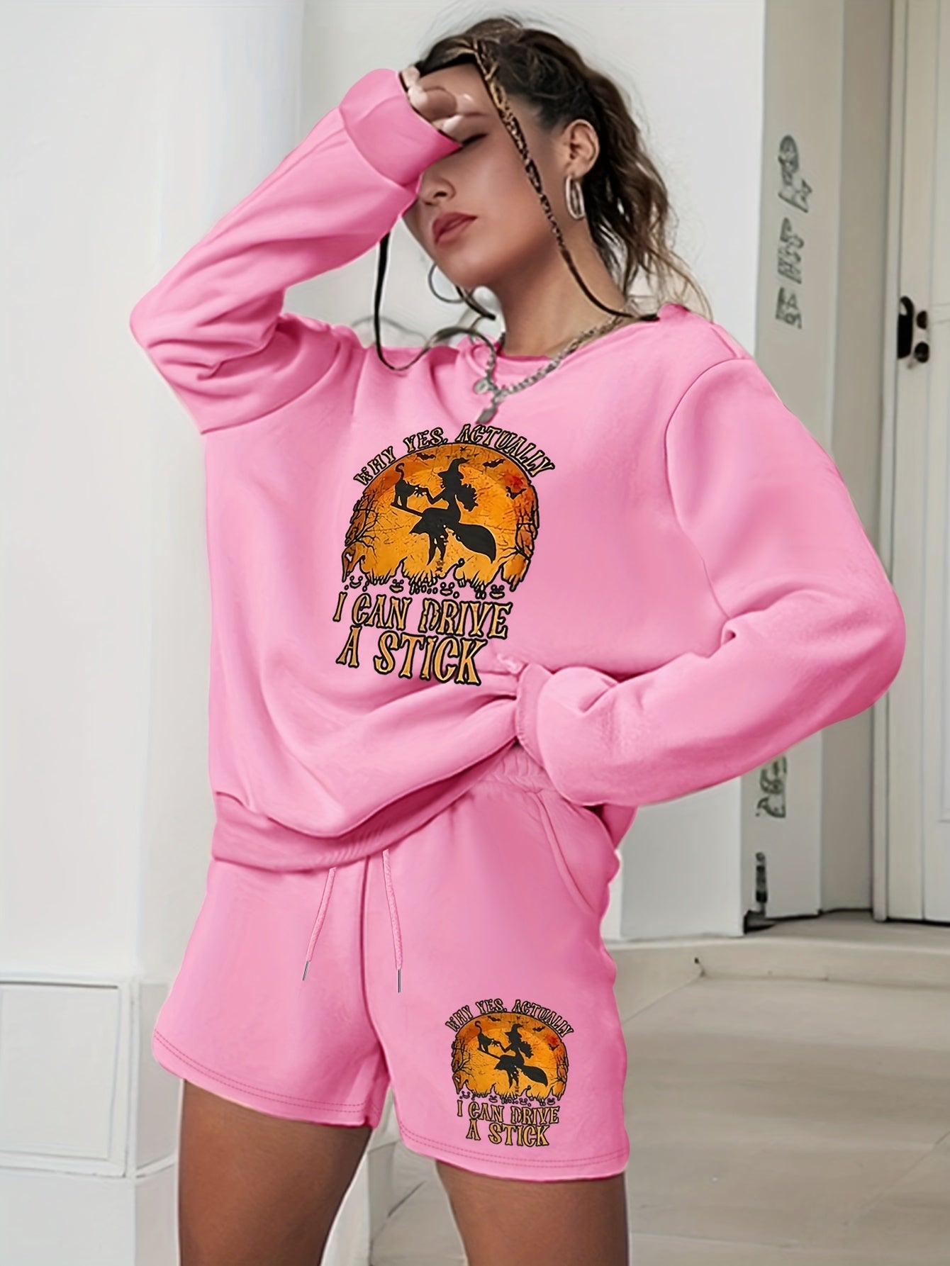  Halloween Women's Graphic Sweatshirt & Shorts Set