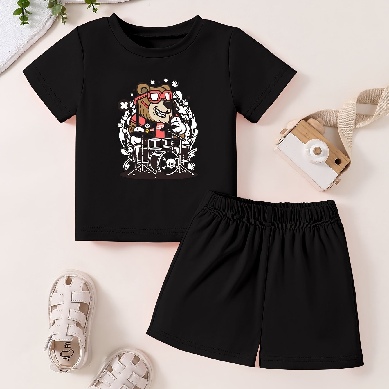 Toddler 2pcs Cartoon Pattern Bottoming Set Short Sleeve T shirt & Shorts