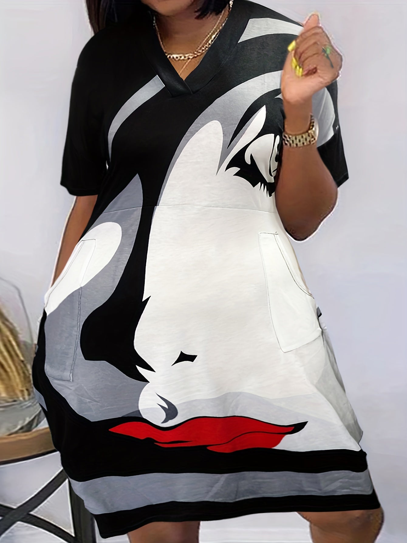  Casual Dress Women's Plus Letter & Figure Print V Neck Dress
