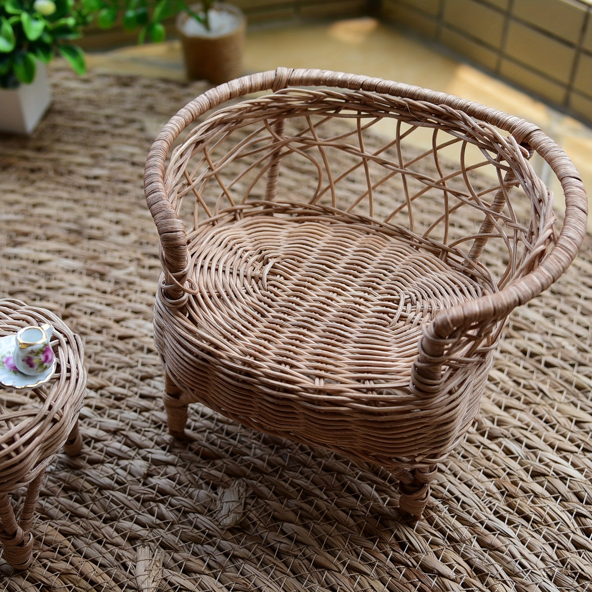 1:6 and 1:8 Scale Realistic Wicker Chair - Beige Tan