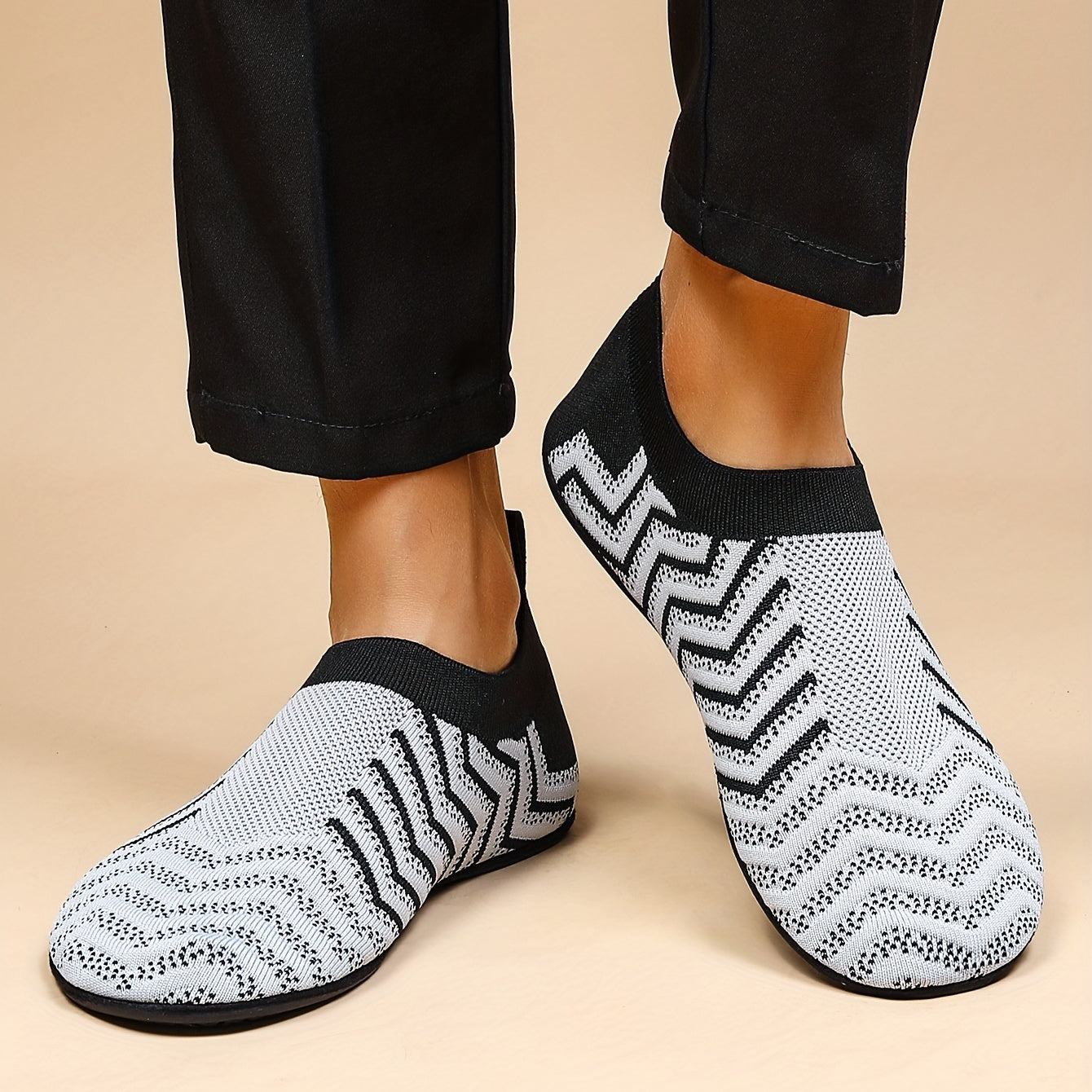 Men's Knit Slip-On Sneakers No Tie Lace Outdoor Walking Shoes