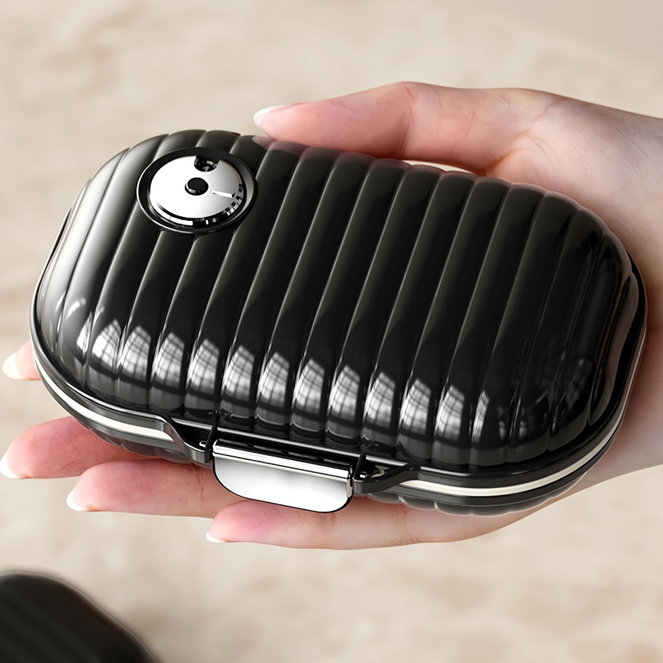 Portable Pill Organizer 7 Weekly Medicine Box Moisture Proof Durable Plastic