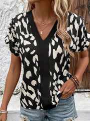  Geometric Print V Neck Short Sleeve Blouse