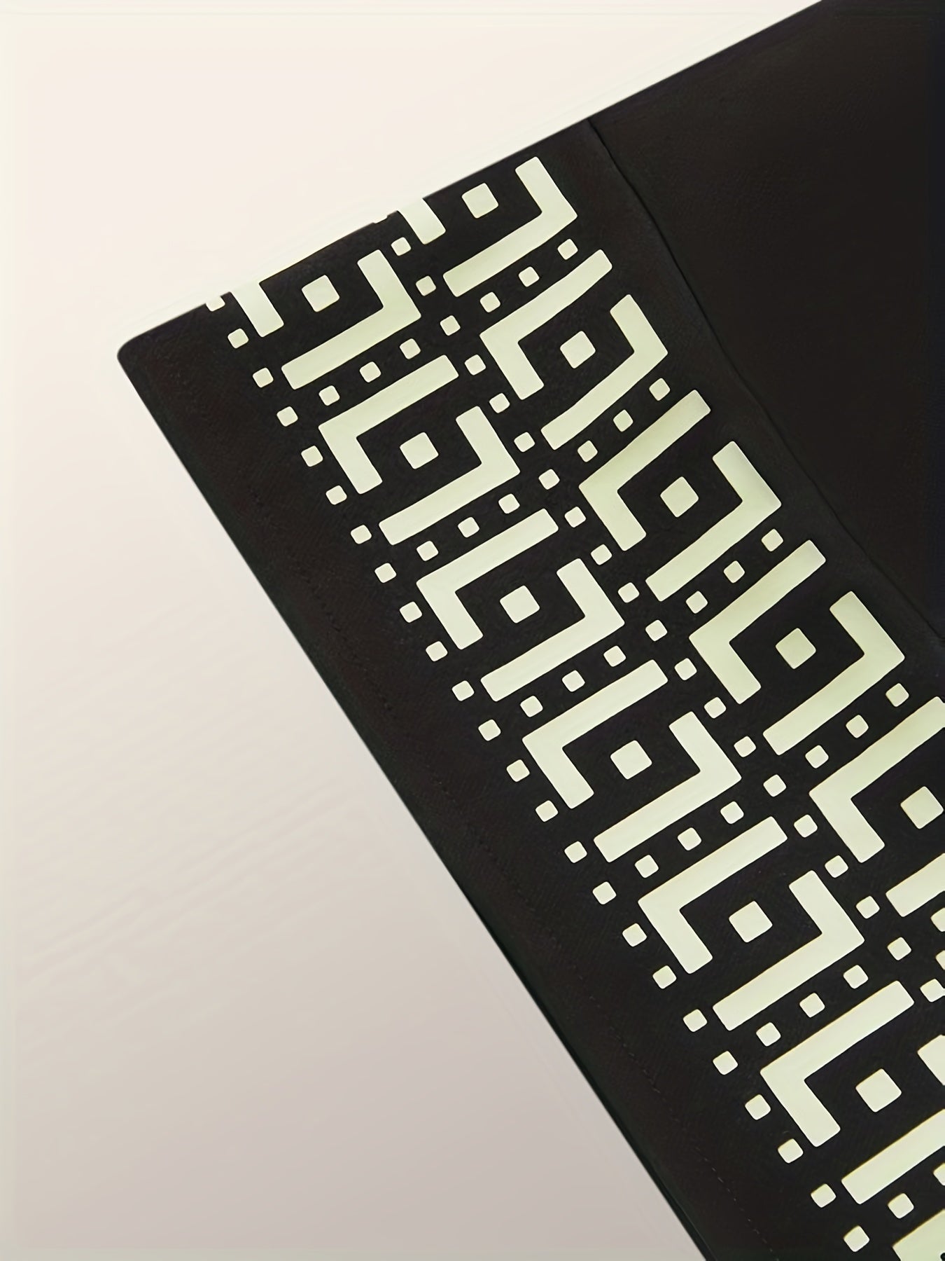  Geometric Print High Rise Straight Pants