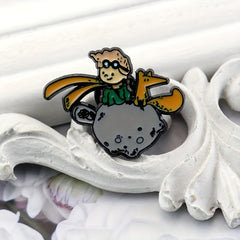 Alloy Brooch For Men Fox Boy Overlooking Distance Pin