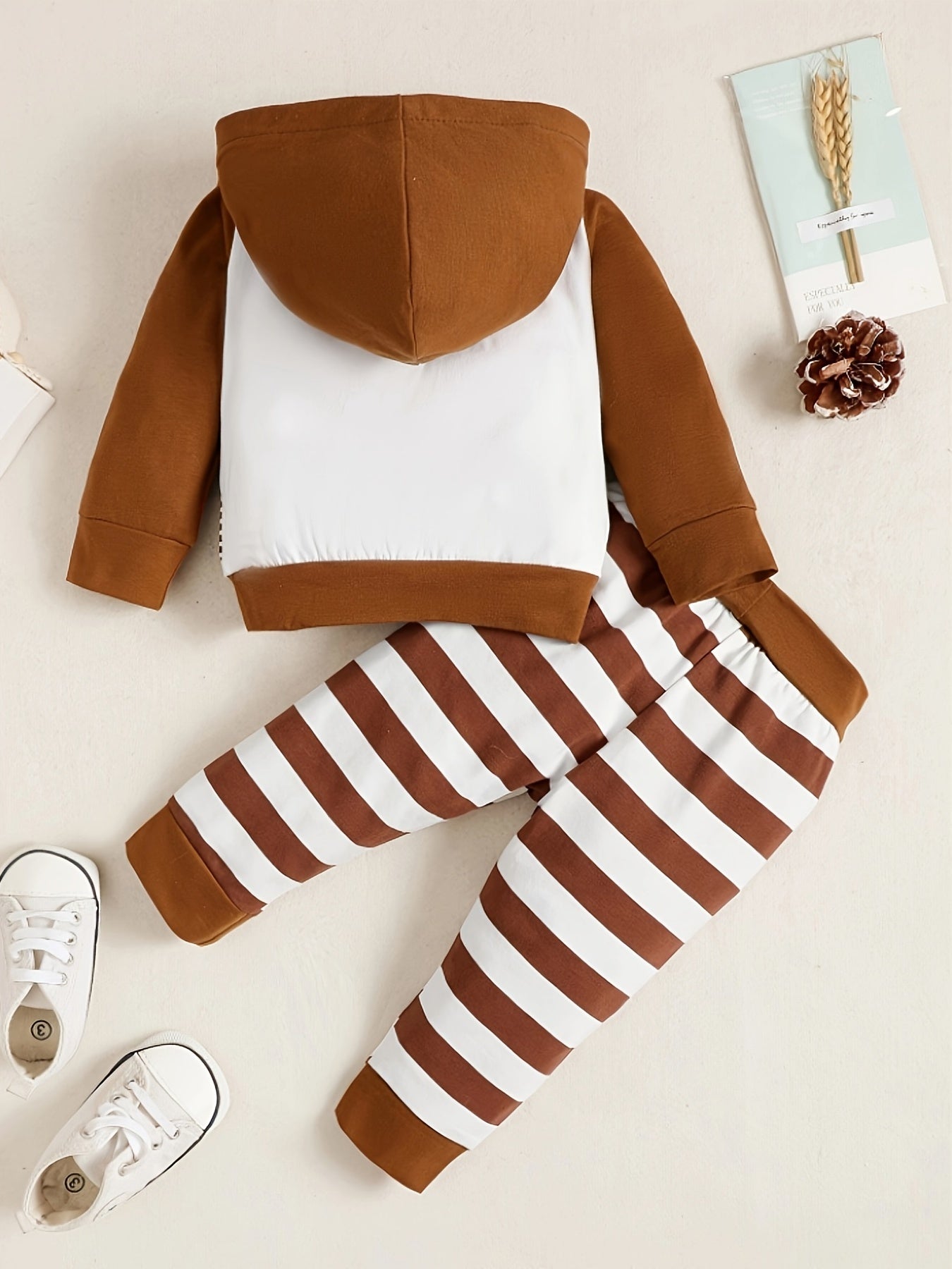 2pcs Baby Boys Elephant Hoodie & Striped Pants Set