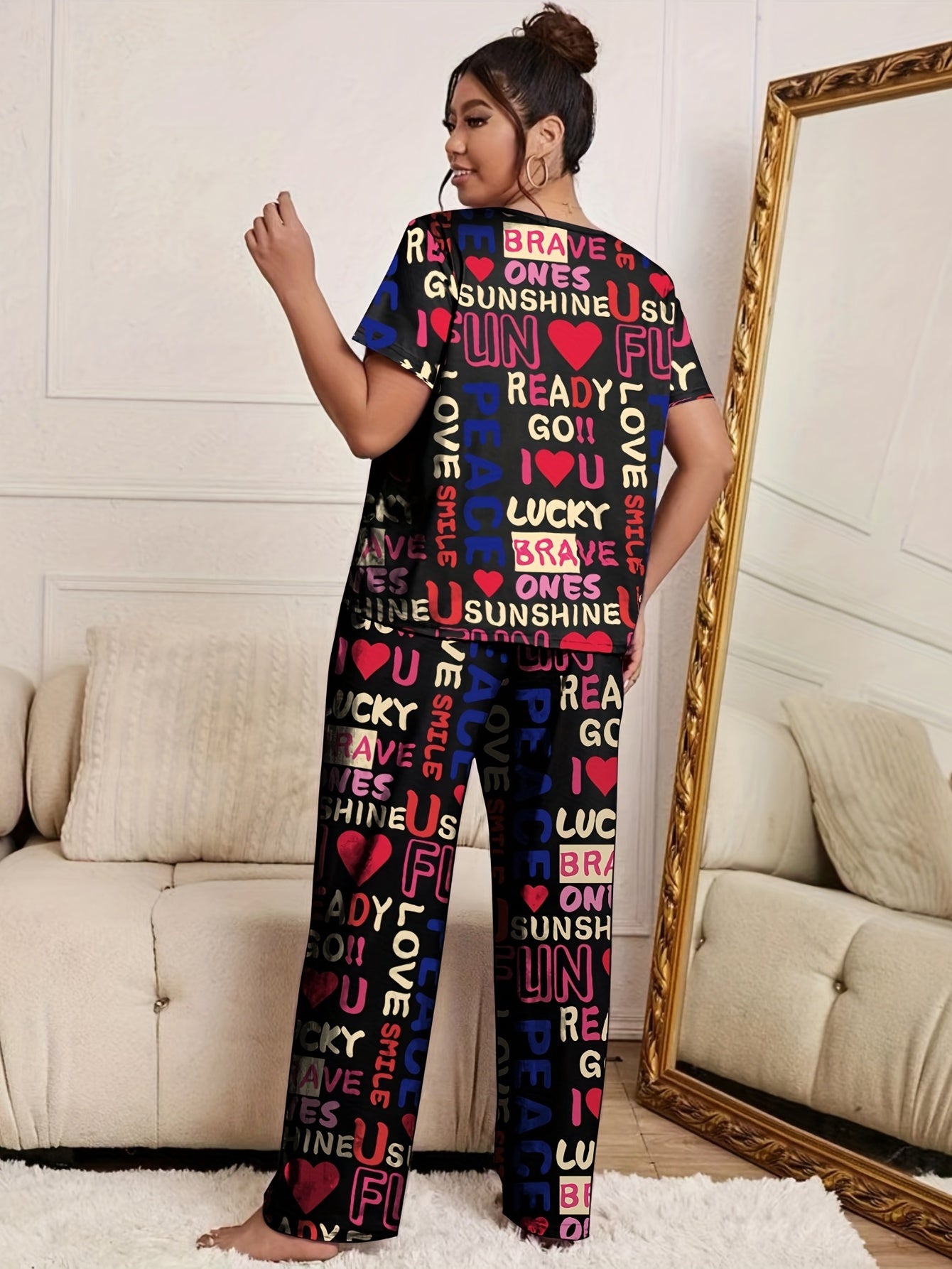  Heart & Letter Print Pajama Set Short Sleeve T-shirt & Pants