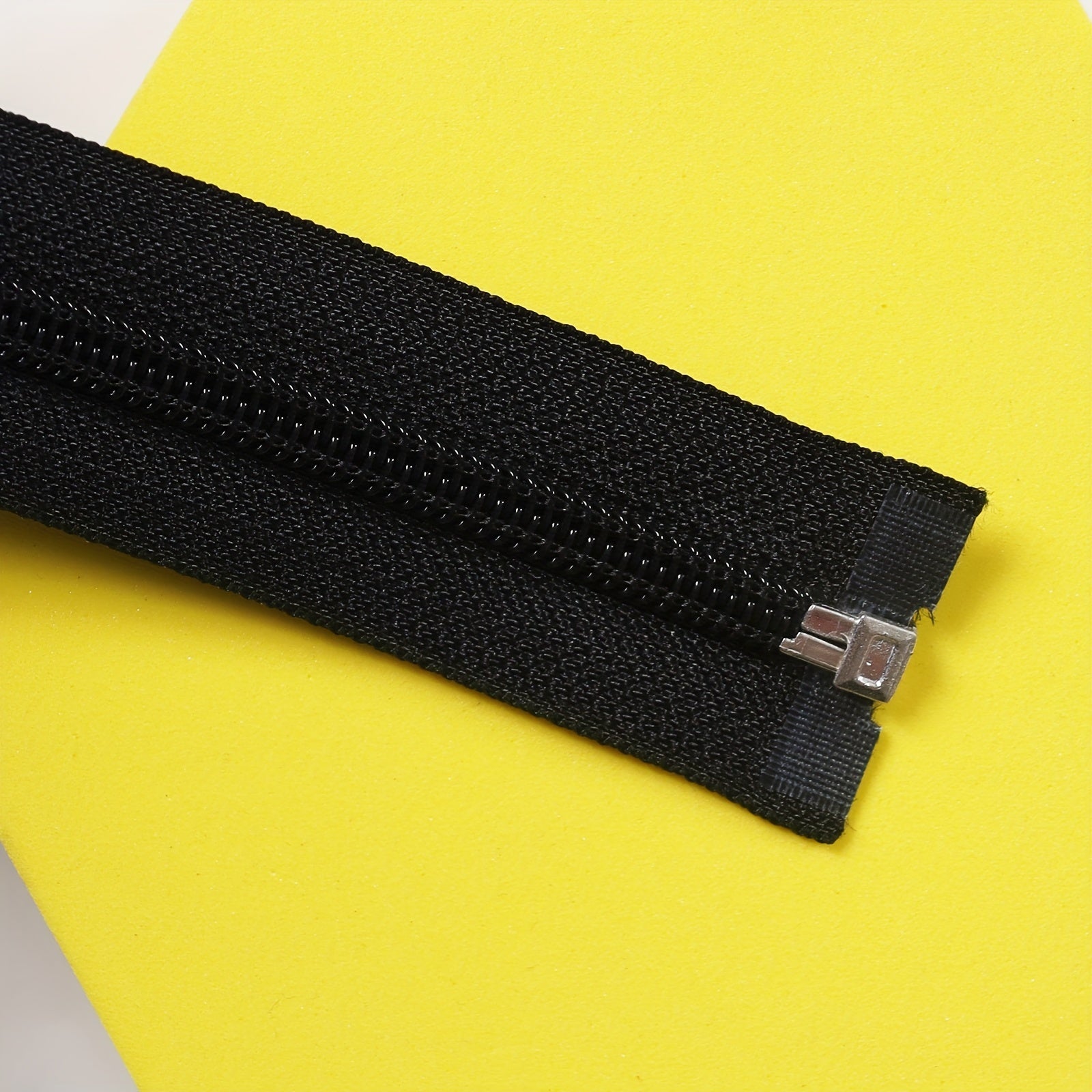 No 5 Nylon Zipper Half Round Head Open Tail Insert Coat Zipper