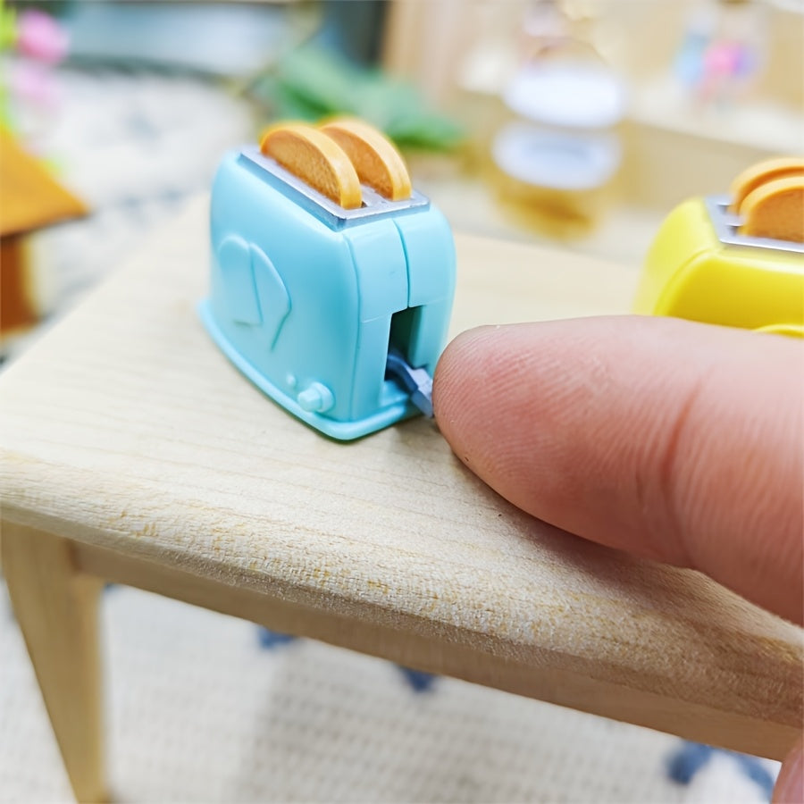 Dollhouse Bread Maker for Kitchen Scene