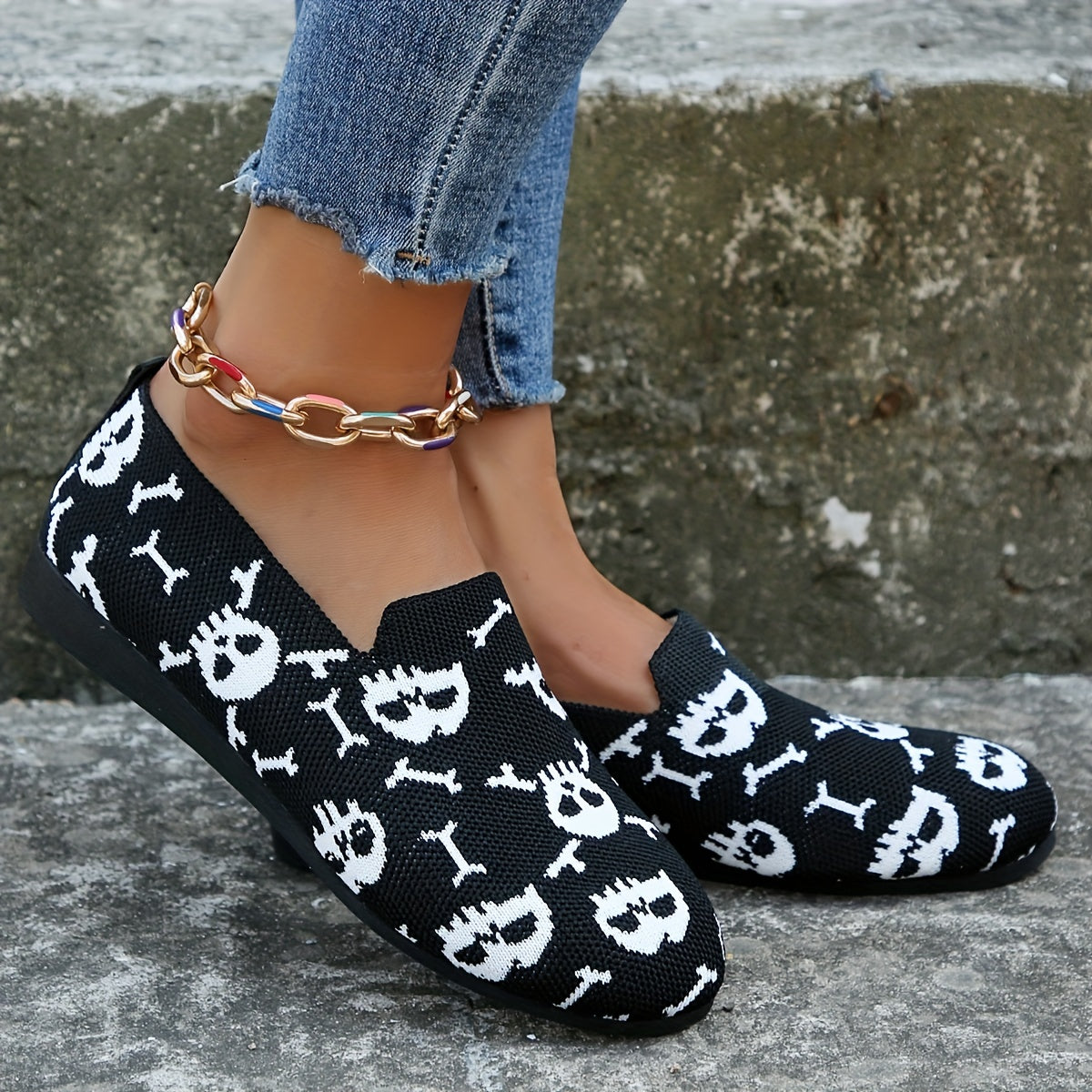 Women's Skull Flat Shoes Low Top Slip On Knit Mesh Halloween Shoes