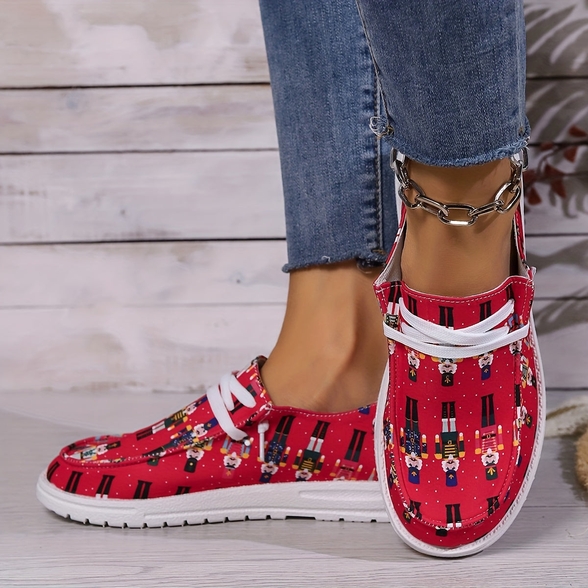 Women's Stylish Skateboarding Shoes, Red Upper, Lightweight Soles