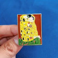 The Kiss Enamel Lapel Pin Backpack Brooch Jewelry Accessories