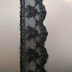 Delicate Crown Lace Trim Ribbon for Crafts Sewing - 2 Yards