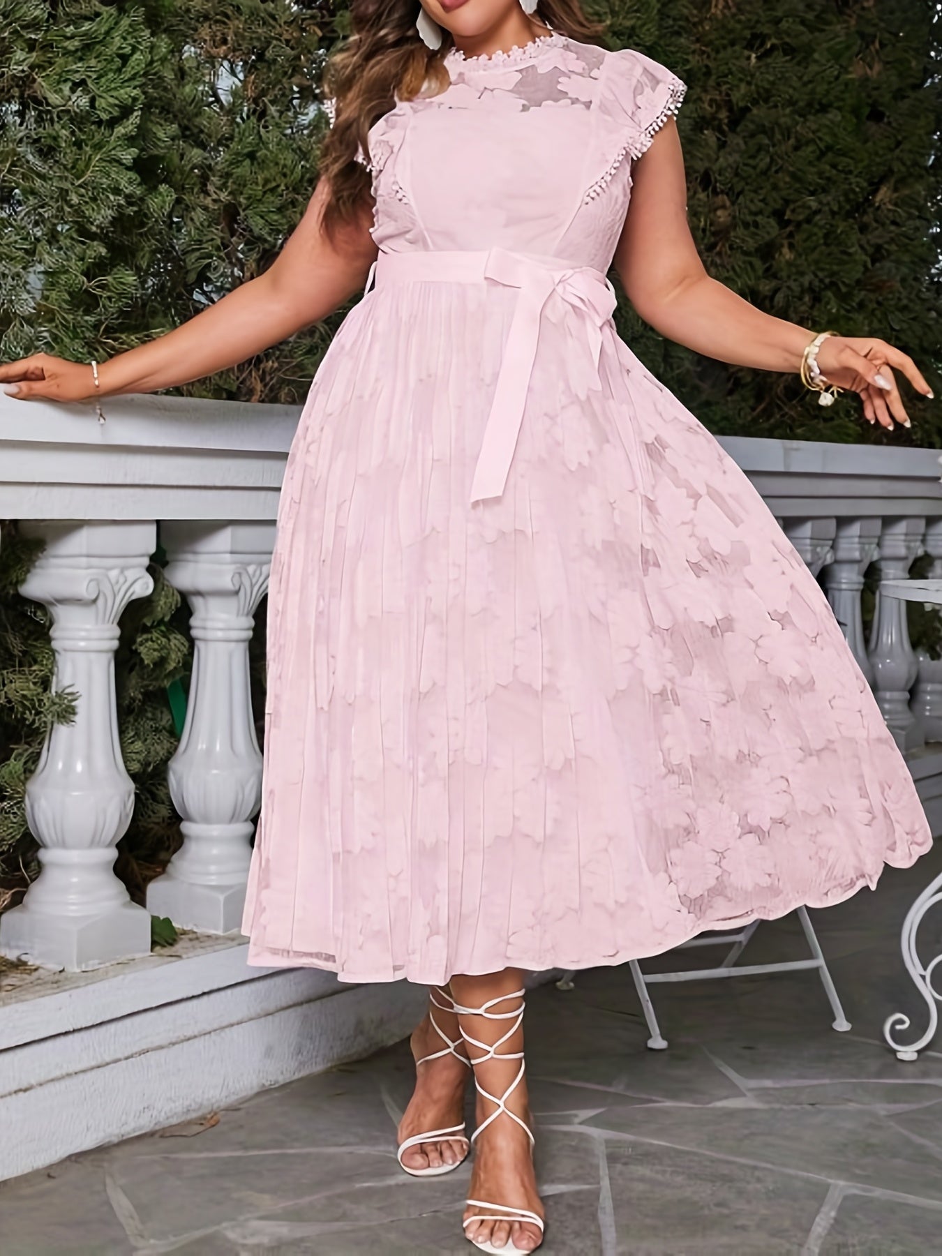  Floral Lace Cap Sleeve Formal Dress