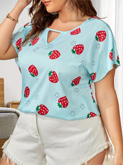  Strawberry Print Notched Blouse