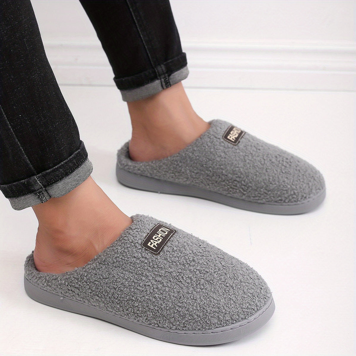 Men's Plush Cozy House Slippers Anti-skid Slip-on Indoor Winter Shoes