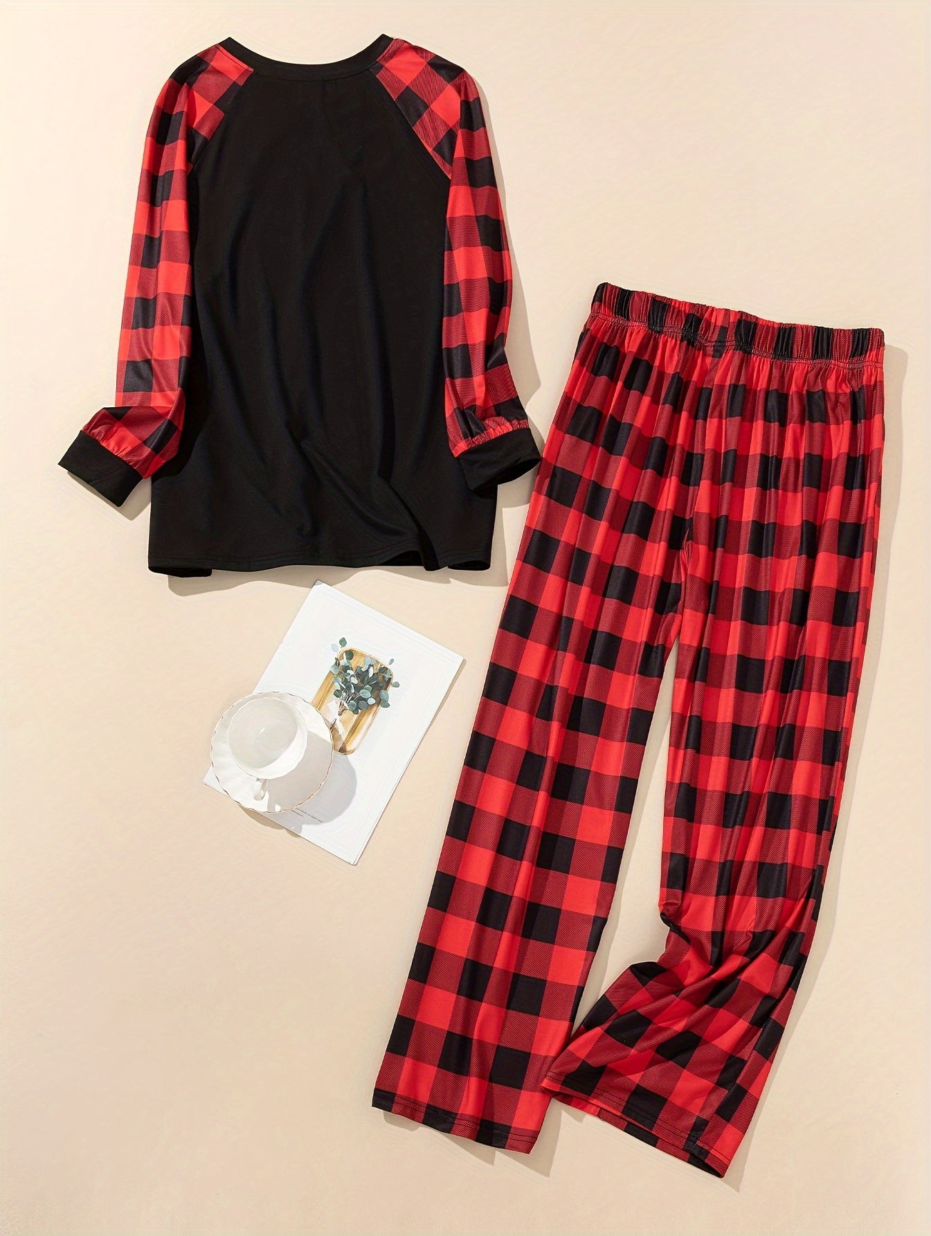  Snowflake Slogan Print Plaid Tee & Pants Pajamas Set