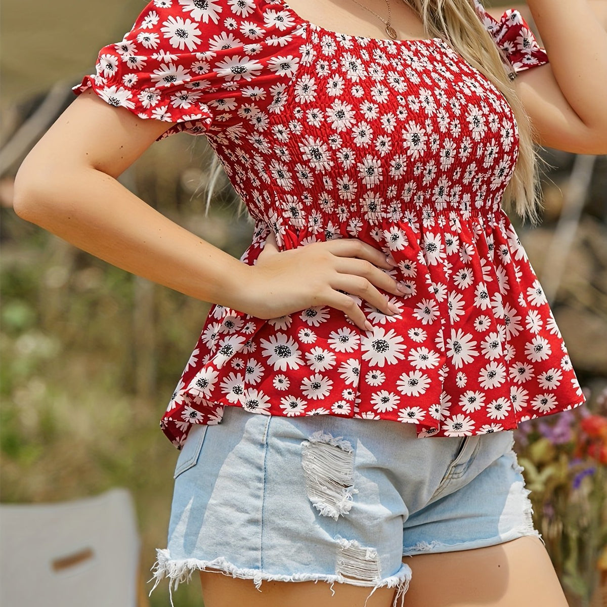  Floral Print Puff Sleeve Peplum Top