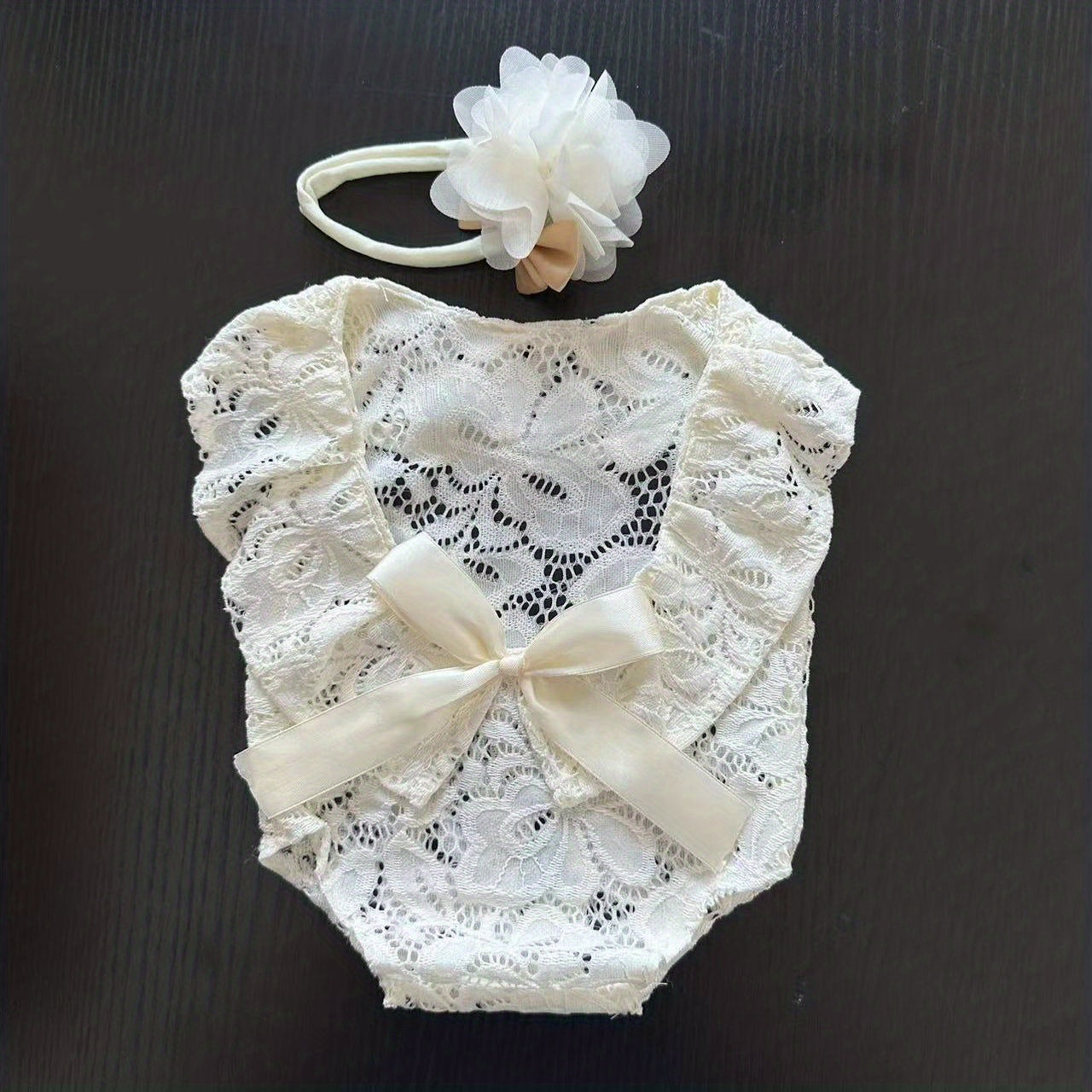 Cute 0-3M Baby Bow Lace Outfit, Ideal for Photoshoots