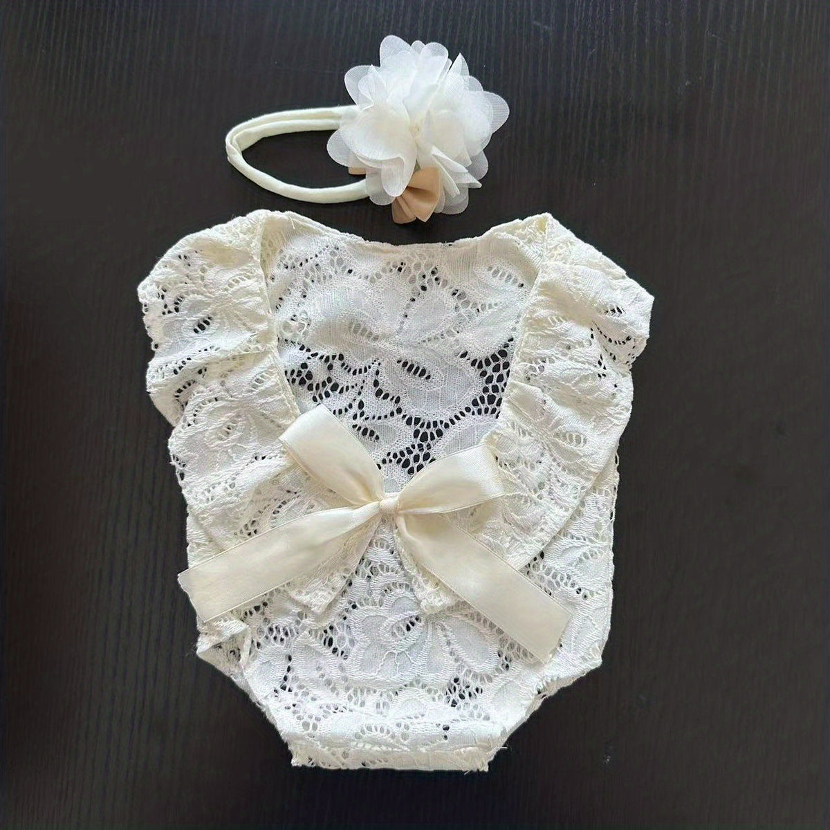 Cute 0-3M Baby Bow Lace Outfit, Ideal for Photoshoots